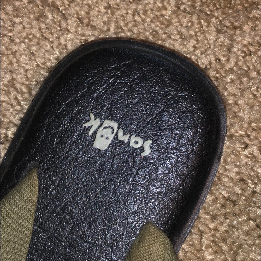 Sandals - Picture 2 of 2